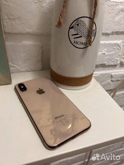 iPhone Xs, 64 ГБ