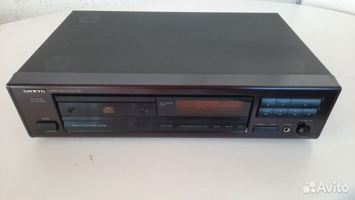 CD проигрыватель onkyo DX-6810