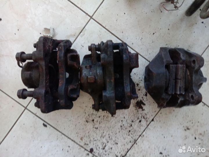 Запчасти на volkswagen transporter t3