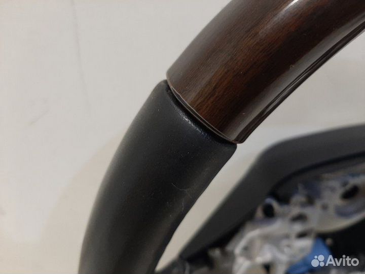 Руль Toyota Land Cruiser 200 2016