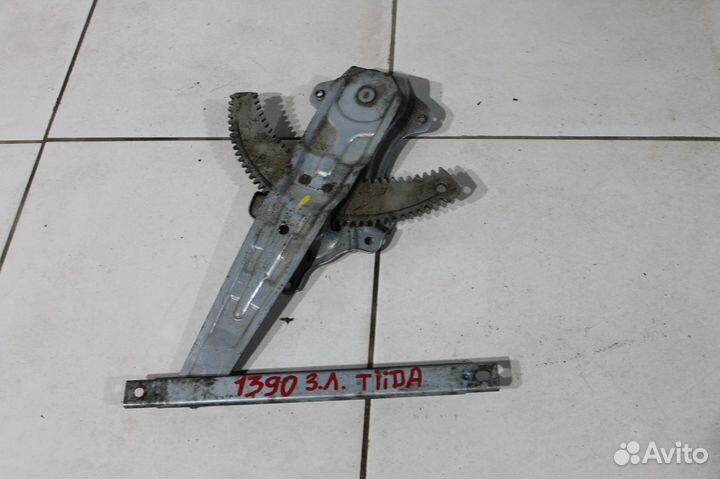 Моторчик стеклоподъемника Nissan Tiida C11 2007