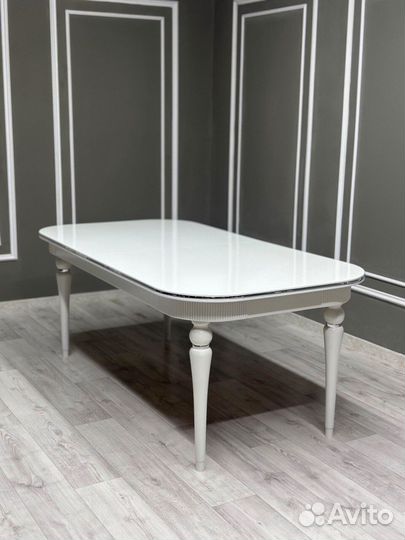 Стол для кухни