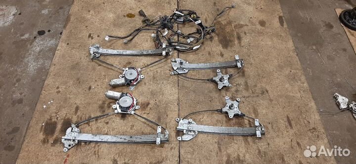 Стеклоподъёмник Nissan Almera n15