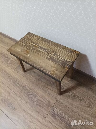 Журнальный столик