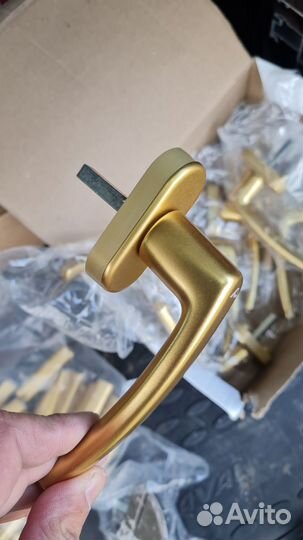 Ручка оконная рото