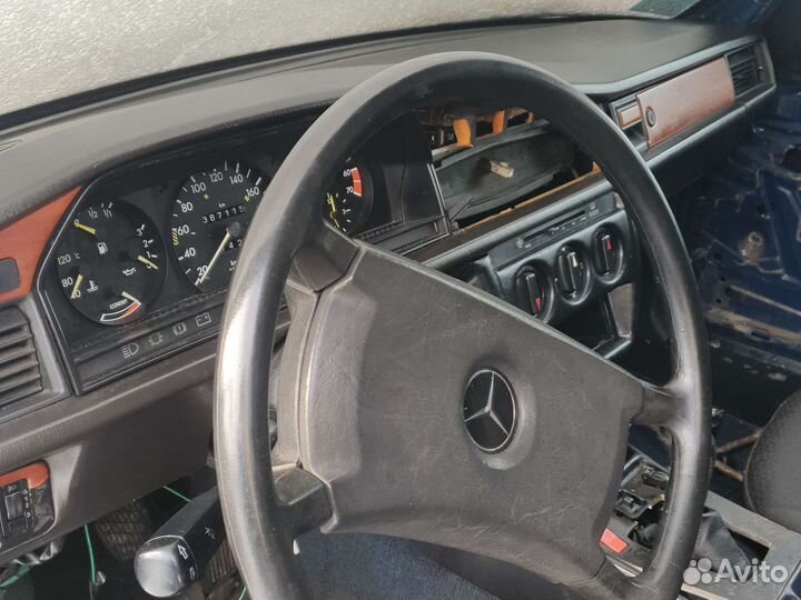 Разбор мерседес w201 mercedes 190