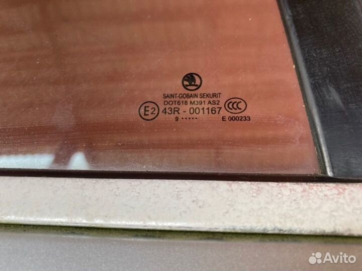 Дверь задняя правая Skoda Superb седан BMP 2009