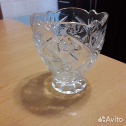 Ваза хрустальная