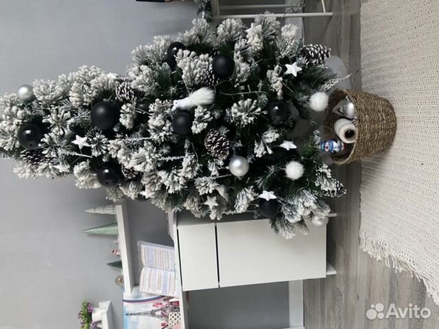 Продам елку искусственную красивую