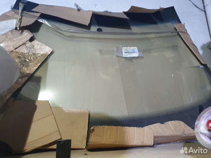 Стекло лобовое volkswagen golf Vl / 5D HBK 05-08