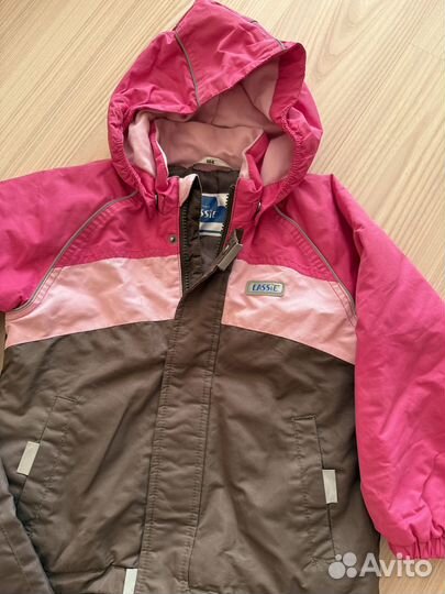 Демисезонный костюм на девочку 104
