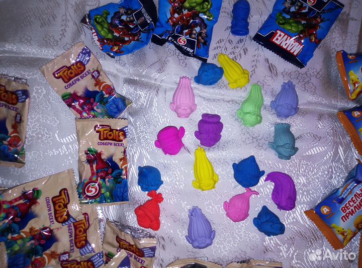 Карточки Тролли, прыгскокеры, скрепыши