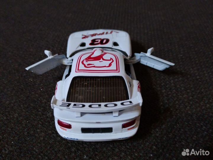 Модели автомобилей 1/36 dodge viper