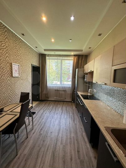 2-к. квартира, 60 м², 2/5 эт.