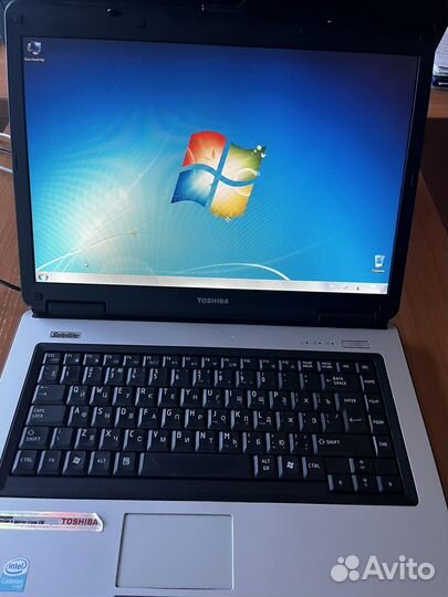 Ноутбук Toshiba Satellit L40 14B рабочий