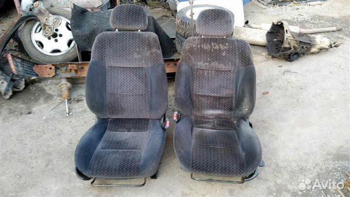 Сиденья передние Opel Vectra B 95-99г