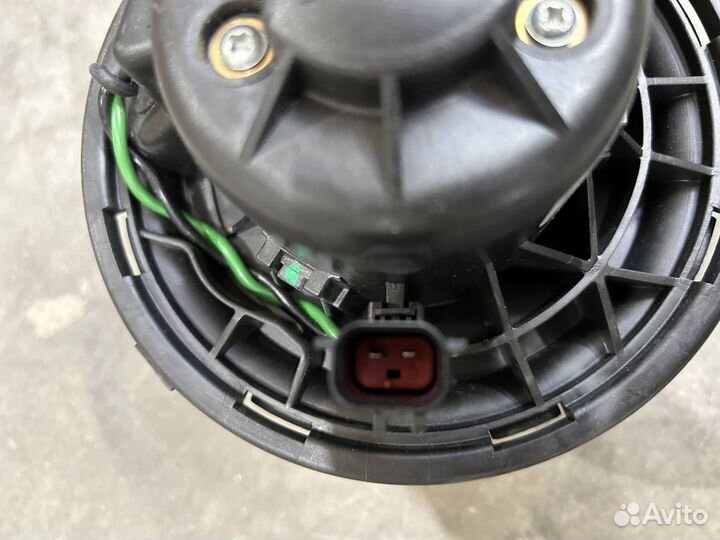 Моторчик печки Chrysler Voyager