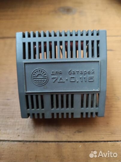 Зарядное устройство для аккумулятора 7Д-0,125Д