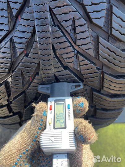 Nokian Tyres Hakkapeliitta R3 SUV 285/45 R21 113T