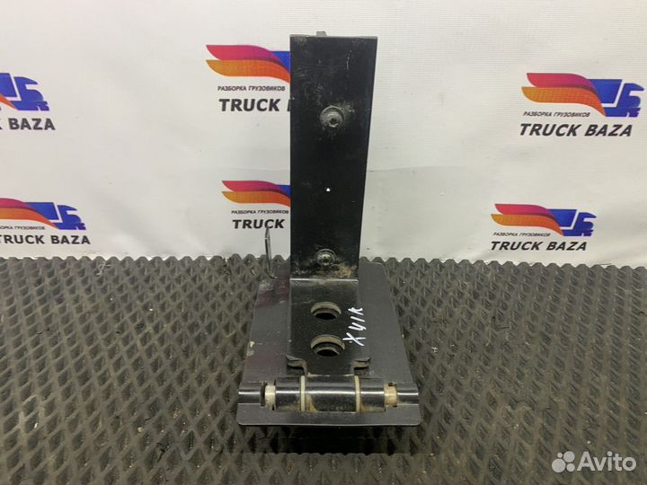 1659838 Петля спальника правая Daf XF105, Daf XF95