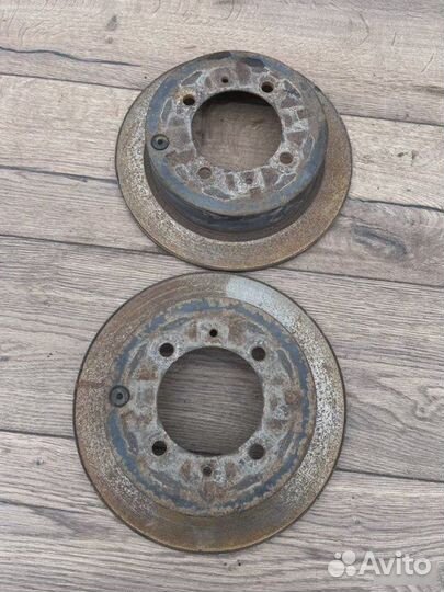 Тормозные диски заднее Mitsubishi Lancer 1.6