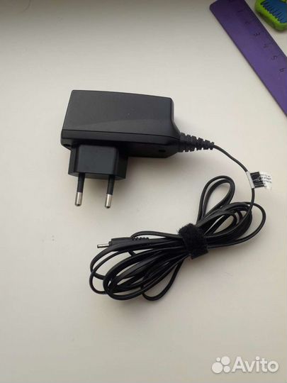 Зарядное устройство