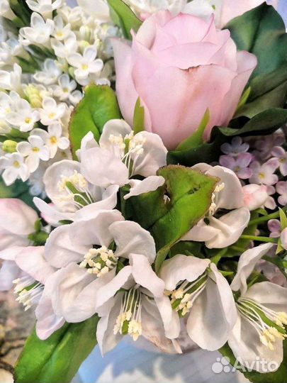 Композиция из холодного фарфора