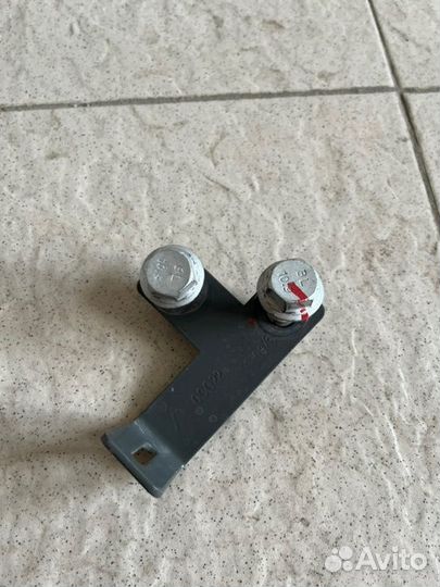 Кронштейн Sitrak C7H MAX MC13.48-50 2023