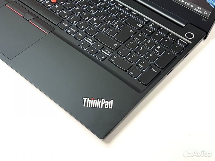 Ноутбук Lenovo Thinkpad E15 i5-10gen 16/256