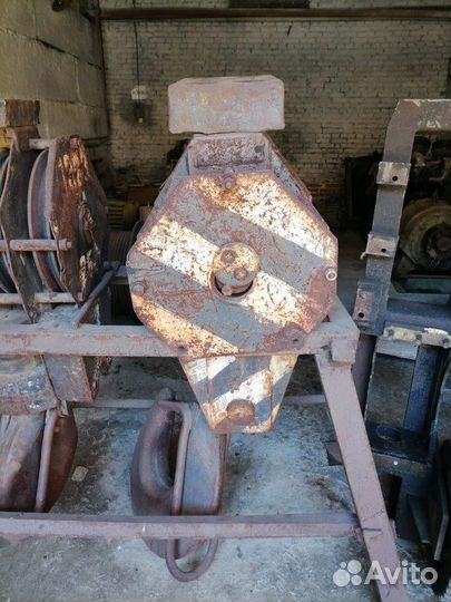 Крюковая подвеска б/у