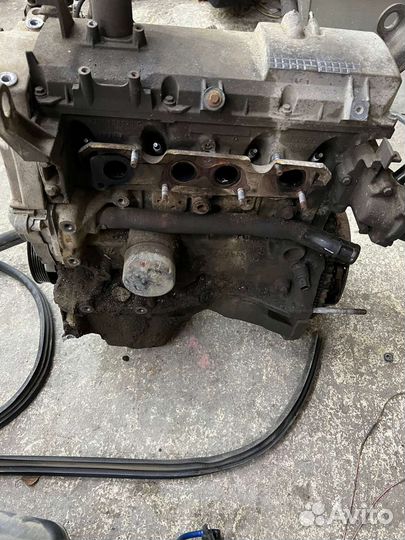Двигатель 1.6 8кл. На рено логан