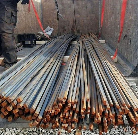 Квадрат стальной