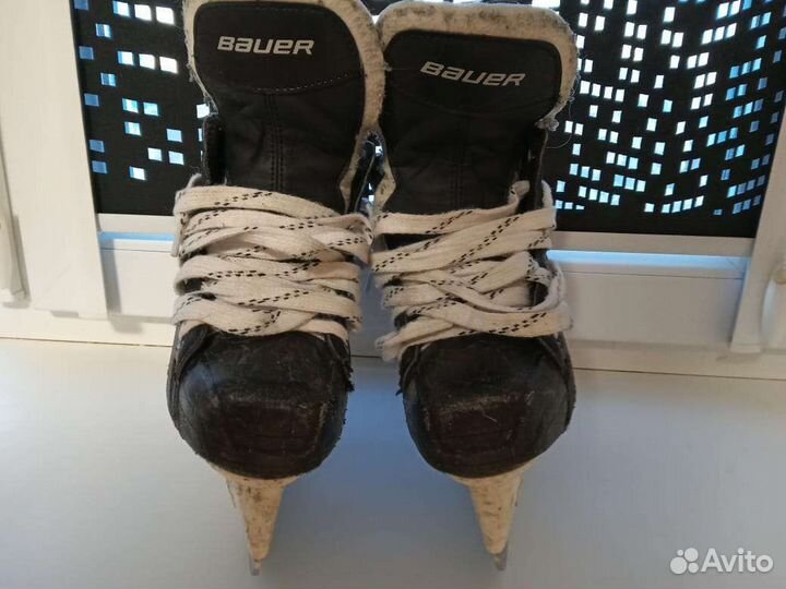 Хоккейные коньки bauer supreme 140