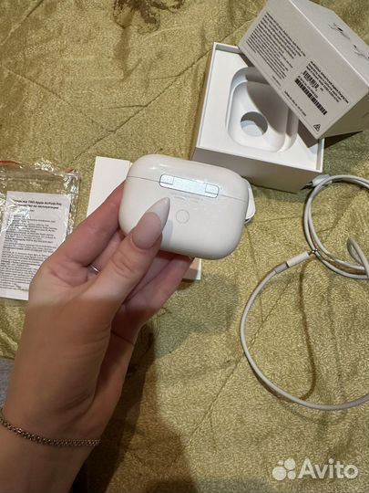 Продам Airpods Pro
