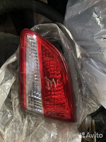 Фонарь в крышку правый ниссан альмера г 15
