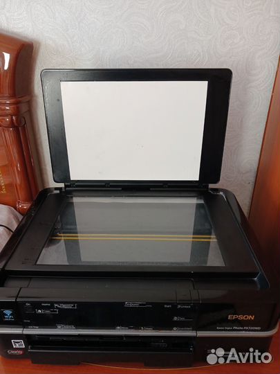 Цветной лазерный принтер epson