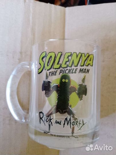 Кружка огурчик рик, рик и морти