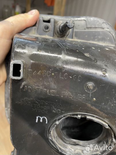 Лючек топливного бака Honda Accord 74480TL0G00