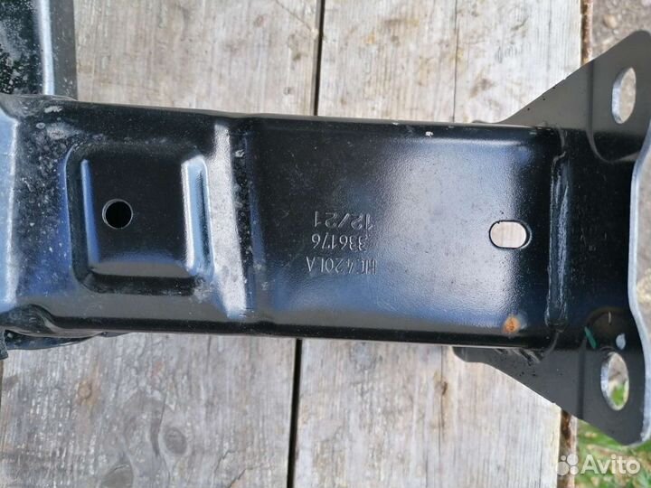 Усилитель заднего бампера Skoda Karog hc420la