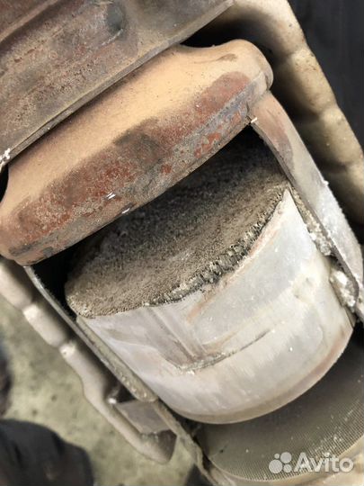 Бесплатное Удаление автомобильных катализаторов