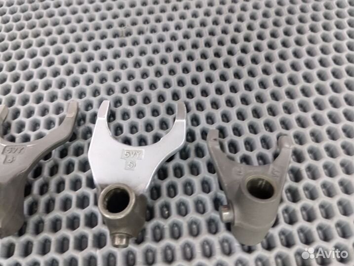 Yamaha YZF R1 2004-2005 вилки кпп