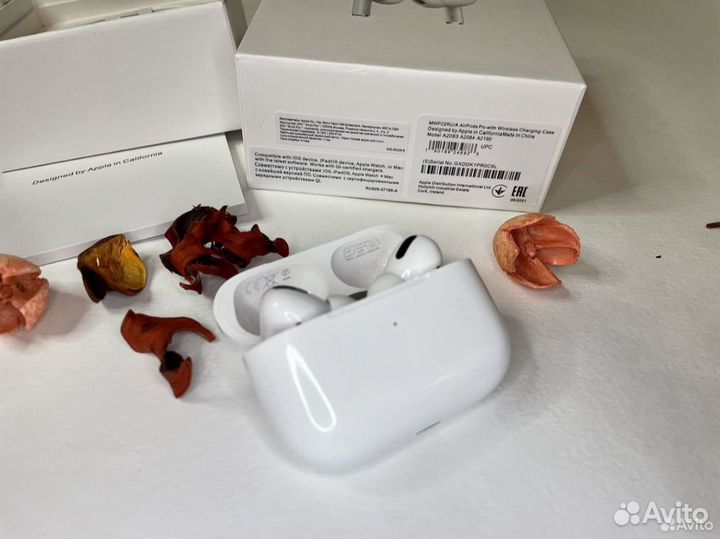 Airpods Pro, топовая версия с шумоподавлением