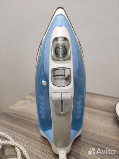 Утюг Redmond skyiron