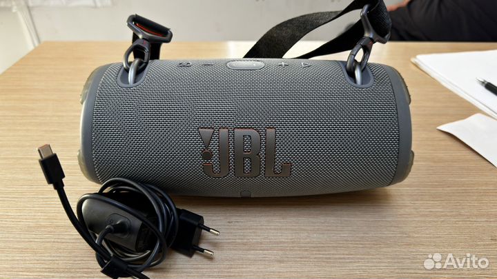 Колонка jbl xtreme 3