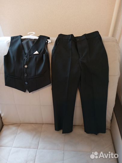 Костюм праздничный на мальчика 4-5 лет