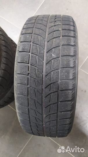 Bridgestone Blizzak WS-60 215/55 R16