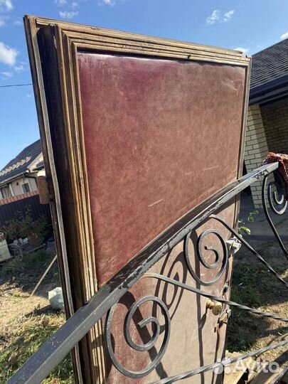 Дверь входная металлическая