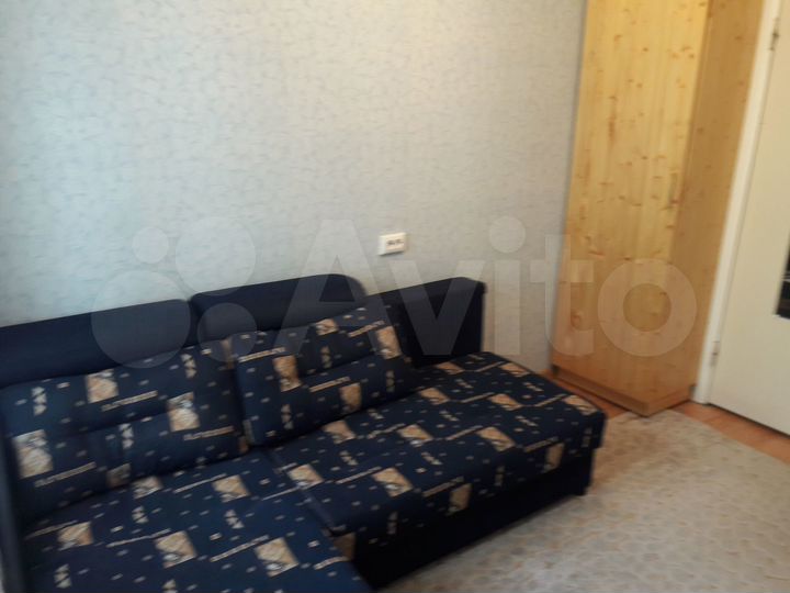 Комната 10 м² в 4-к., 2/5 эт.