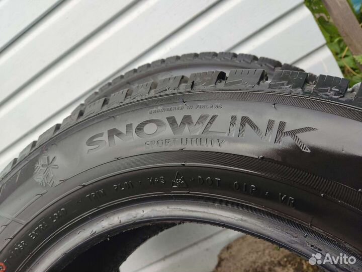 Triangle Snowlink TWT02 225/65 R17