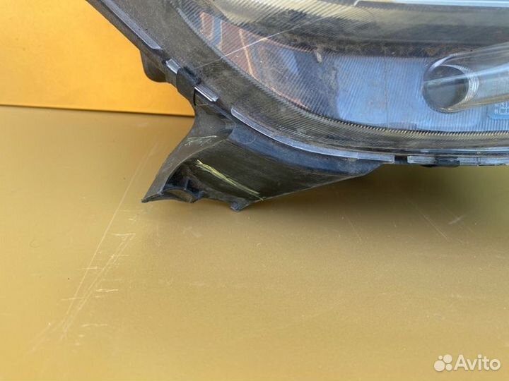Фара правая Renault Logan 2018